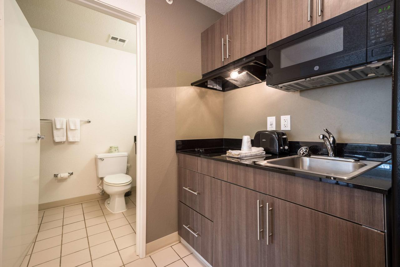 Hotel 6-roswell, Ga - Atlanta Roswell